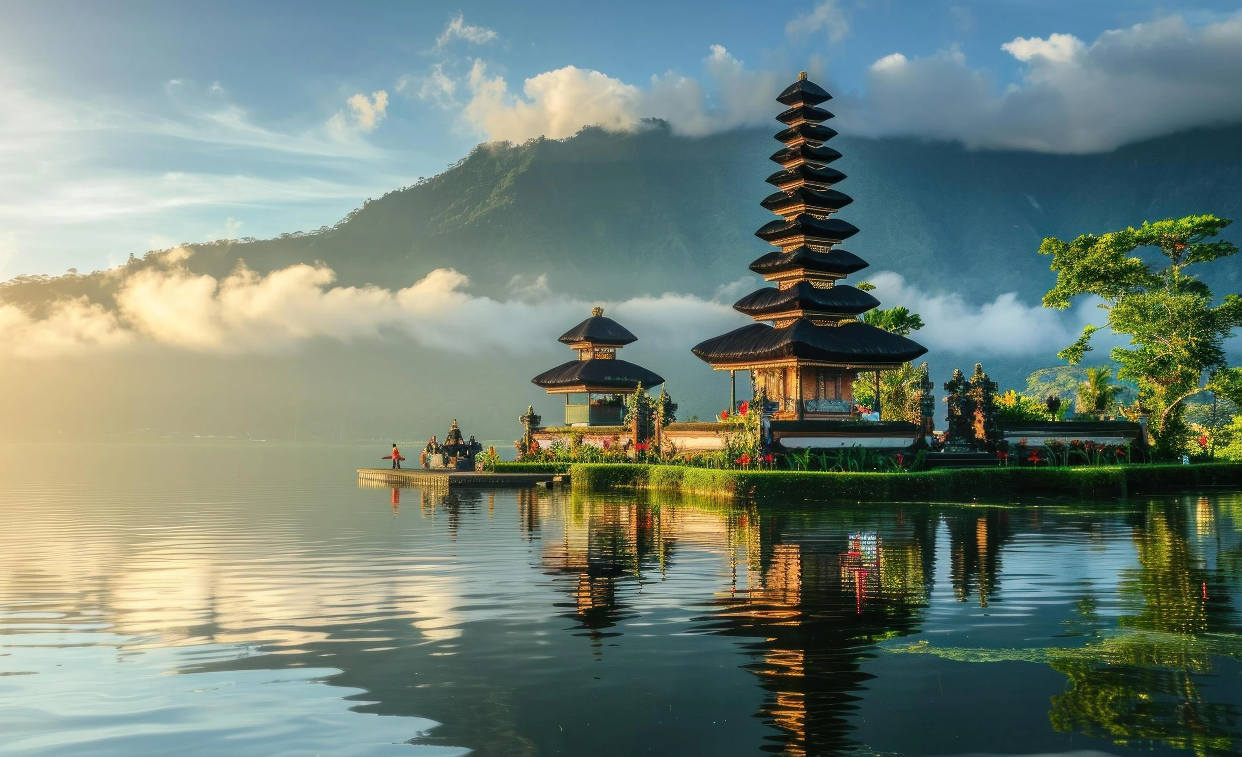 Villas and apartments for sale in Indonesia: view of the traditional Ulun Danu temple on Lake Bratan